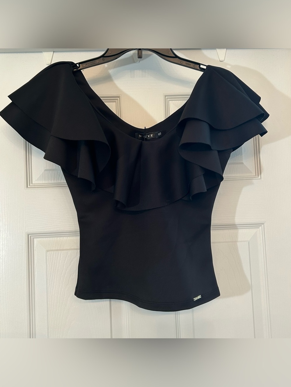 Mauve Black Ruffle Off-Shoulder Blouse Size S 🆕